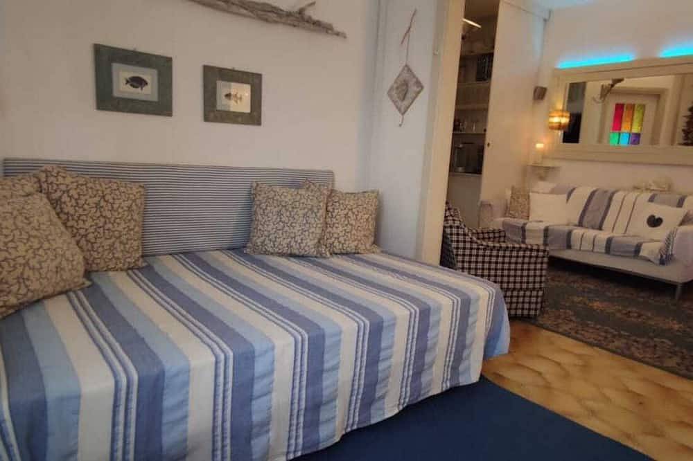 Villetta singola con 6 posti letto e giardino (Cin: It046033C2Fhiiu2Hv) in Torre del Lago Puccini, Viareggio