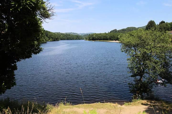 Gîte pour 4 personnes, avec jardin