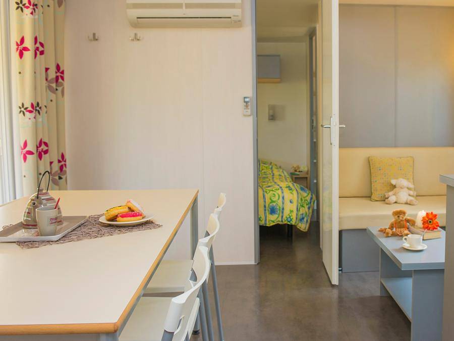 Camping Aec Vacances Les Dauphins - Mobilhome 8 personas - Alquiler mobil home Confort - 3 habitaciones in Saint-Cyr-sur-Mer, Costa mediterránea (Francia)