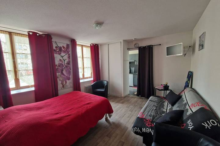 Ganze Wohnung, Zentral gelegene Wohnung, Haustiere Ok in Luxeuil-les-Bains, Haute-Saône