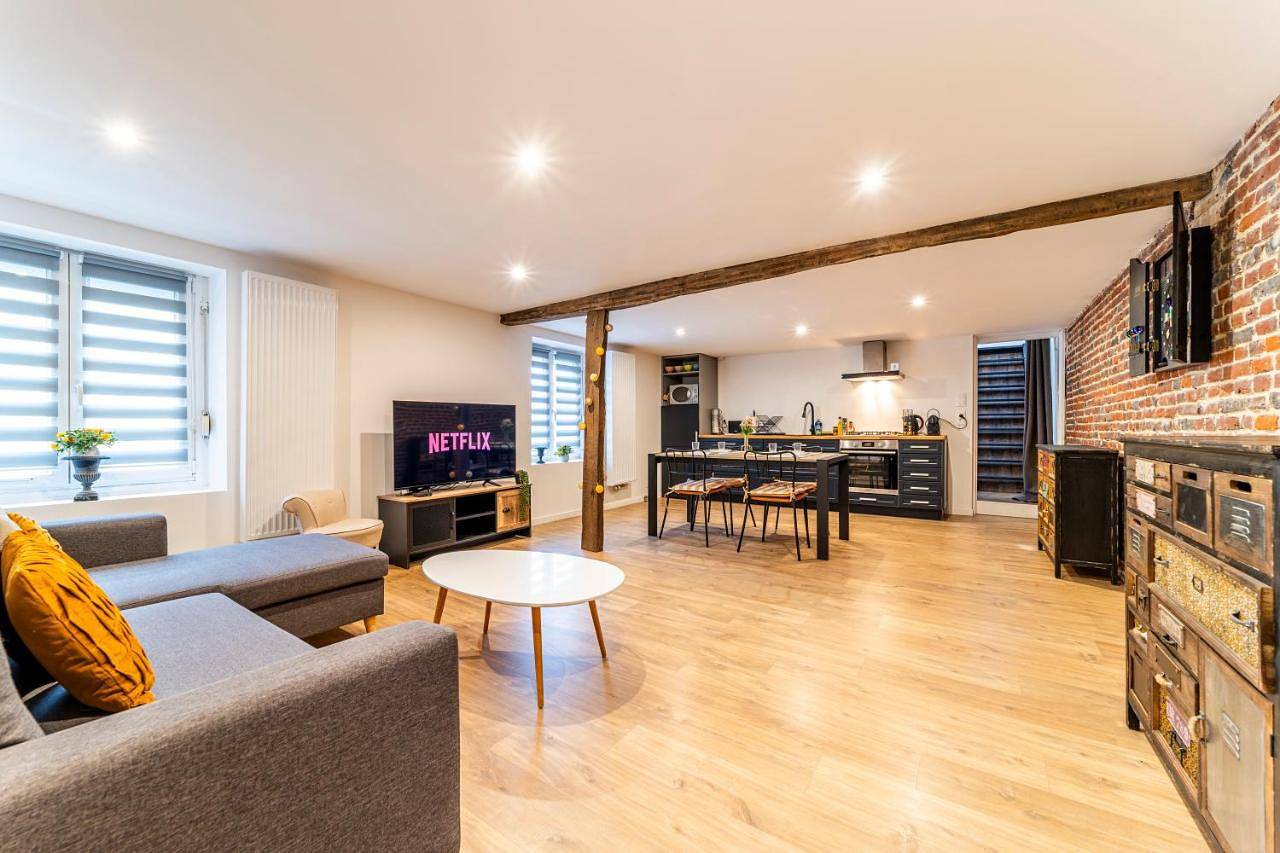 Appartement entier, L'Hermitage - 3 beds - Wifi - Free Parking in Haubourdin, Région de Lille
