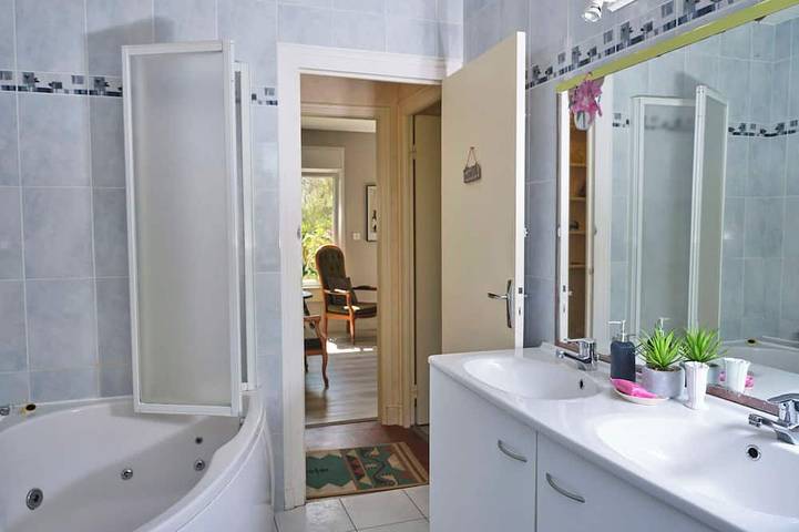 Chambre d’hôte pour 9 personnes à Santec - 2