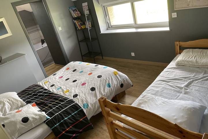 Location de vacances pour 6 personnes, avec balcon ainsi que jacuzzi et jardin à Moux-en-Morvan - 3