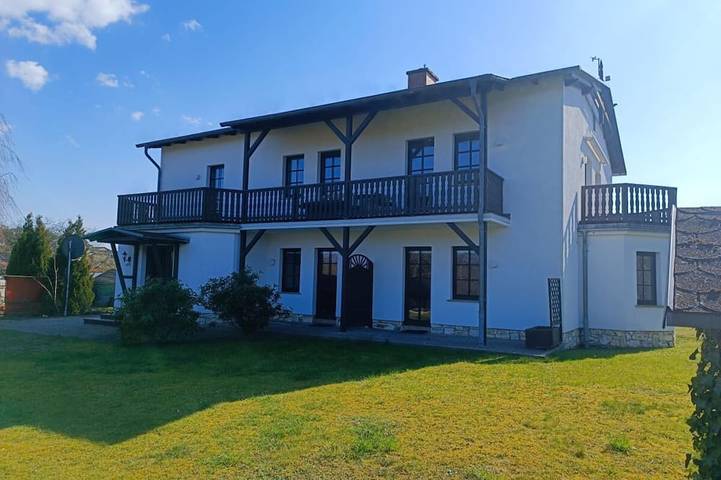 Ferienwohnung für 7 Personen, mit Balkon und Garten