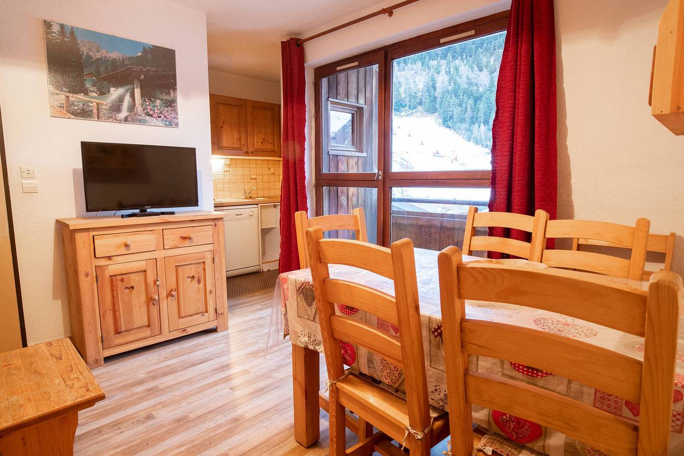 Appartement de vacances entier, Appartement avec une très jolie vue sur la montagne et les pistes - Sb300C in La Norma, Villarodin-Bourget