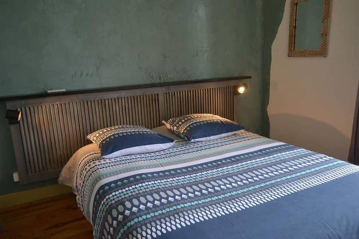 Location de vacances pour 12 personnes, avec jardin et piscine à Laurac - 3