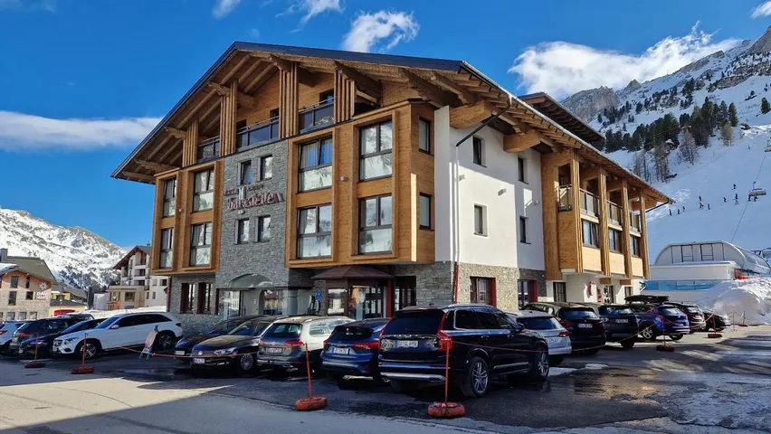 Hotel für 2 Personen, mit Pool und Terrasse sowie Sauna und Ausblick, mit Haustier - 1