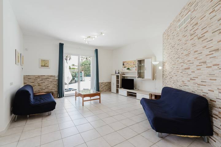 Villa 'The Pearl Of Sicily New Salt Pool' with Sea View and Air Conditioning in Tre Fontane, Campobello di Mazara