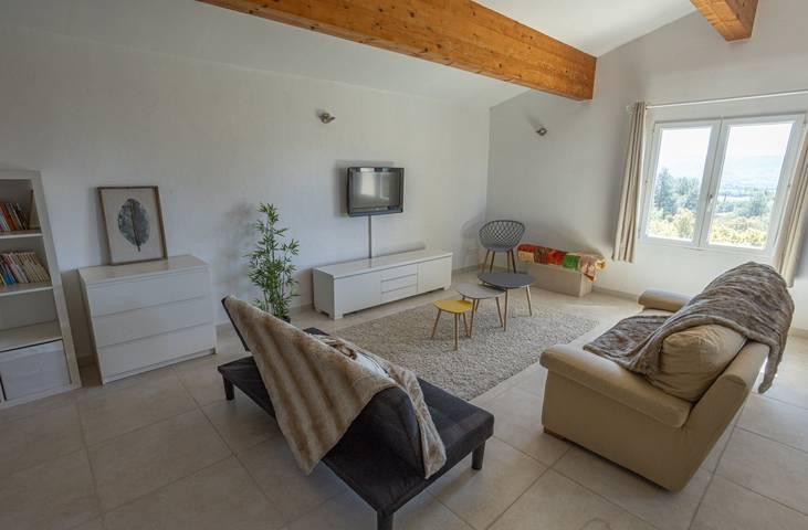 Location de vacances pour 12 personnes, avec jardin et terrasse à Cabrières-d'Avignon - 4