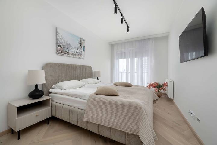 Apartamento entero, Modern Apartment | Parking | View of the Oder River in Breslavia, Lower Silesia