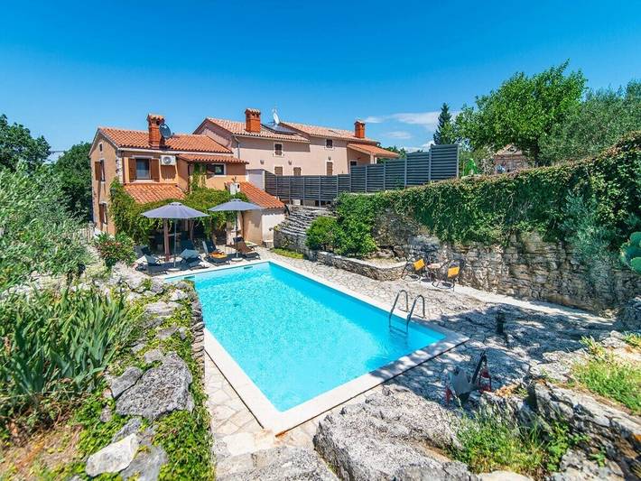 Villa in Rakalj mit Schwimmbecken in Marčana, Südküste Istrien