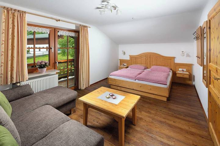 Bauernhof für 2 Personen, mit Balkon und Garten in Schönau am Königssee