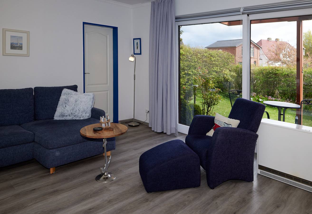 Ganze Ferienwohnung, Fewo am Dorfteich in Westfehmarn, Lemkenhafen