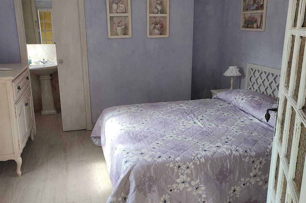 Geheel appartement, Bastide provenzal in the county and 5 km from the beach in La Roquette-sur-Siagne, Cannes regio