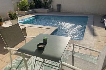 Gîte pour 4 personnes, avec jardin à Vedène