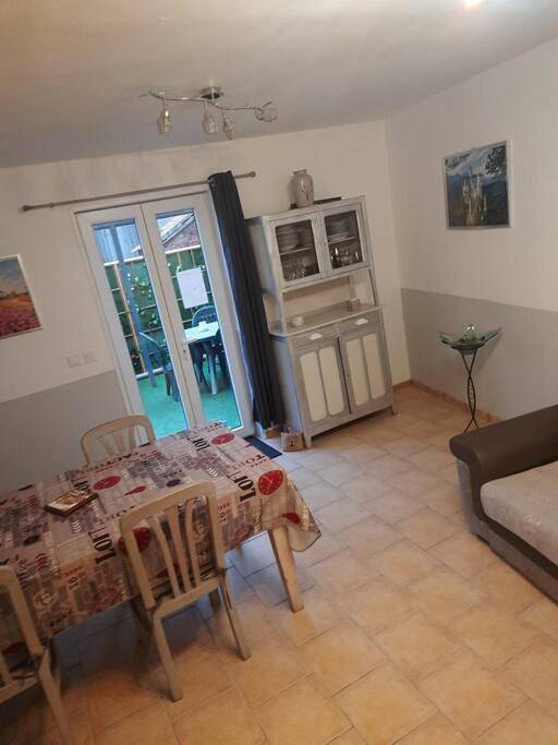 Location de vacances pour 4 personnes, avec jardin dans Sissy (Aisne)
