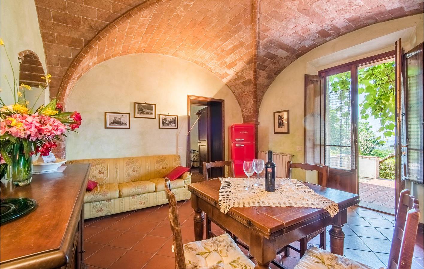 Ganze Ferienwohnung, Gemütliche Wohnung am Pool in San Vivaldo in San Vivaldo, Florenz Provinz