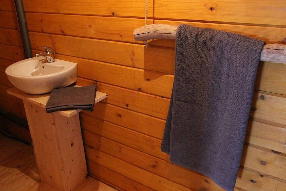 Einfache, aber elegante Hütte in Hatzfeld, Waldecker Land