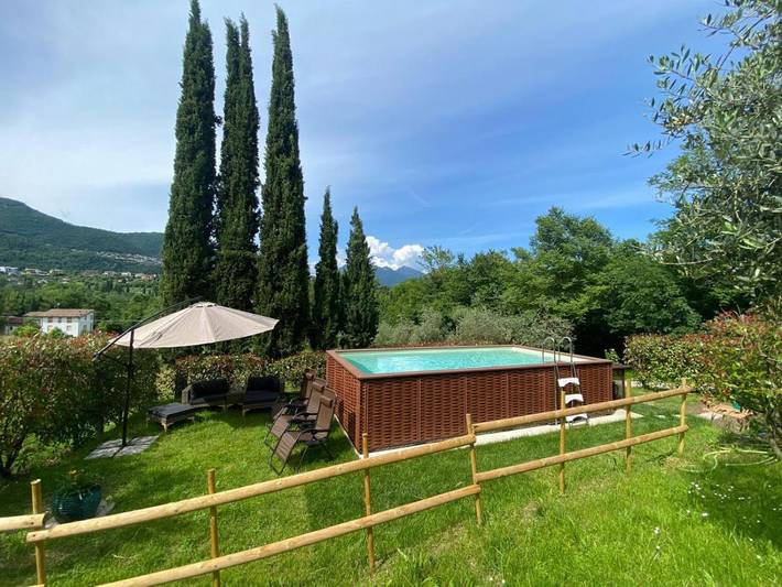 Casa vacanza per 6 persone, con piscina e giardino nonché panorama, con animali domestici - 1