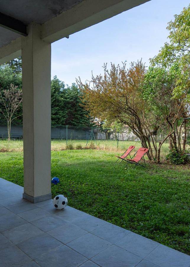Villa pour 10 personnes, avec terrasse et jardin à Alès - 4