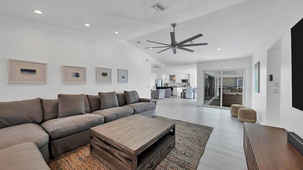 Bird Section Punta Gorda Isles, Dog Friendly, Canal, Kayaks in Punta Gorda, Charlotte County