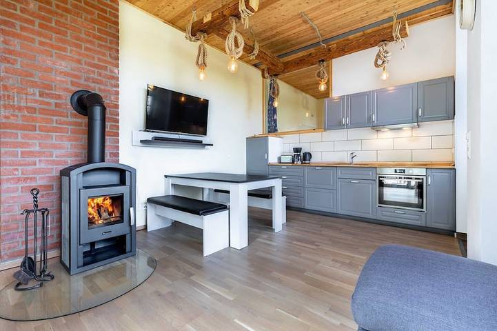 Ferienwohnung für 8 Personen, mit Terrasse und Garten in Steffenshagen