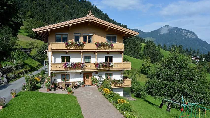 Ferienwohnung für 6 Personen, mit Garten