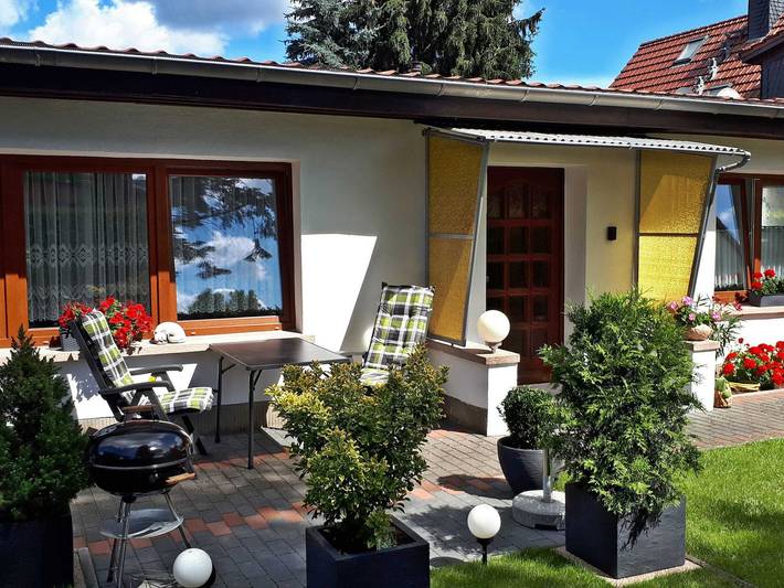Bungalow für 2 Personen, mit Terrasse und Garten