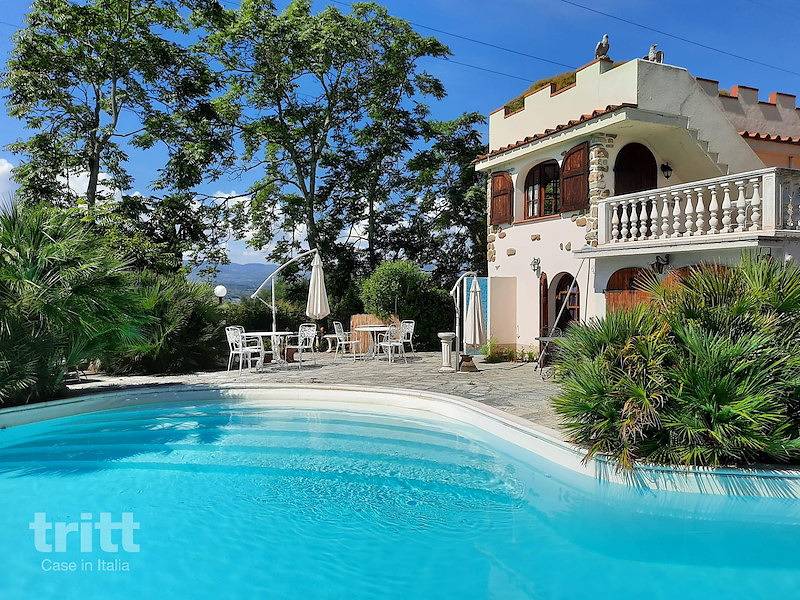 Tritt — Kinderfreundliche Ferienwohnung für 5 Personen mit Swimmingpool in Terranuova Bracciolini in Valdarno