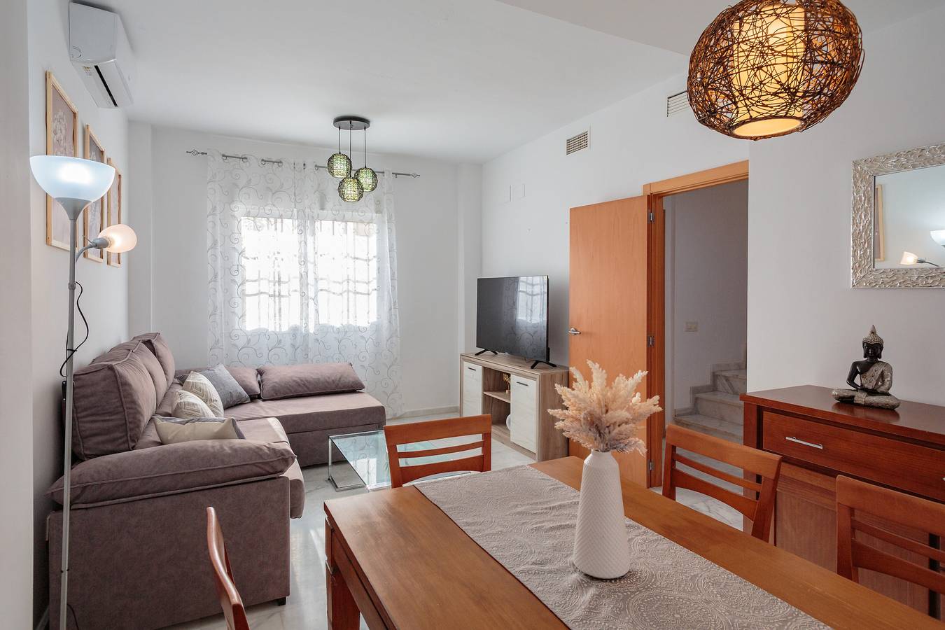 Casa Vacacional 'El Rincón Sevillano' con Terraza Privada, Wi-Fi y Aire Acondicionado in Gerena, Provincia de Sevilla