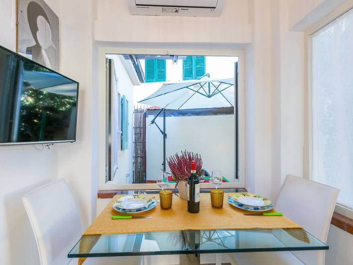 Appartamento per 2 persone, con Terrazza e Giardino a Castiglioncello