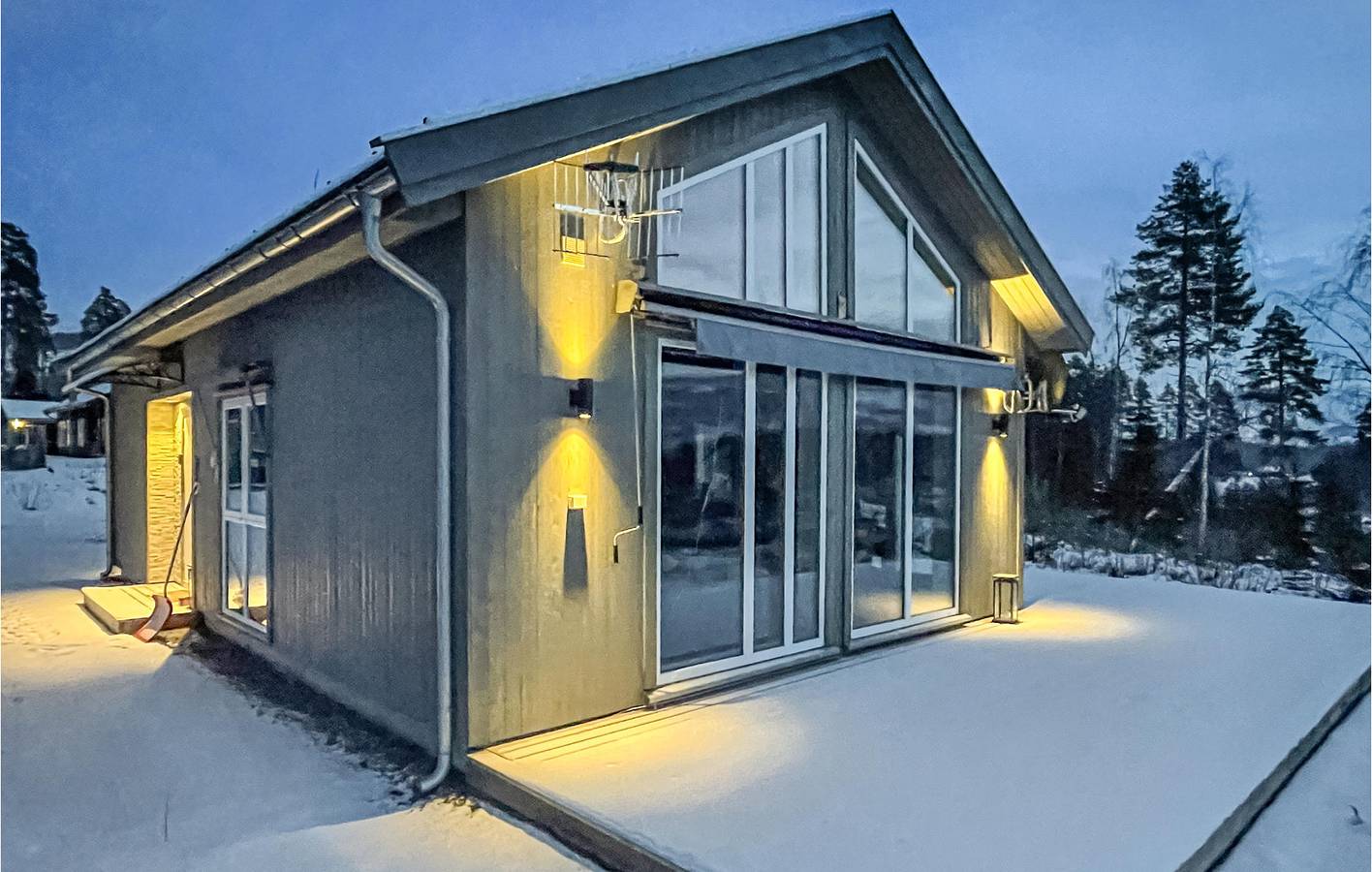 Ferienhaus für 8 Personen mit Terrasse in Ringsaker