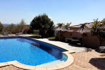Gîte pour 2 personnes, avec piscine, animaux acceptés à Saint-Andéol-de-Vals
