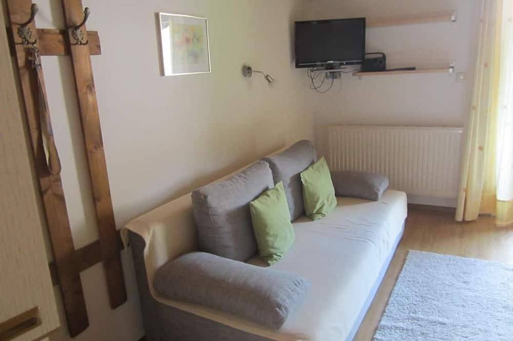 Ganze Wohnung, Ferienwohnung 2. Stock - Ferienwohnung Walburga Ebner in Salzkammergut-Berge, Faistenau