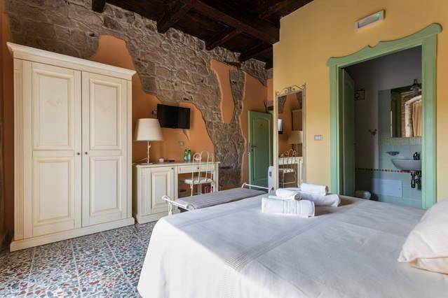 Madalen Guest House in Bosa, Planargia