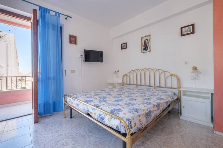Gîte pour 3 personnes, avec Balcon et Jardin à Lipari