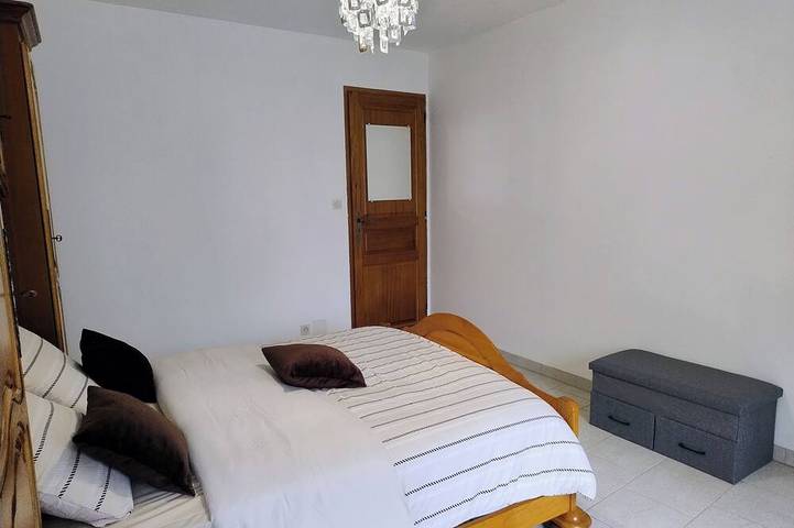 Location de vacances pour 8 personnes, avec jardin et terrasse, animaux acceptés à Lormes - 3