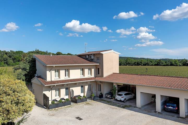 Gîte pour 4 personnes, avec balcon, animaux acceptés à Lonato del Garda