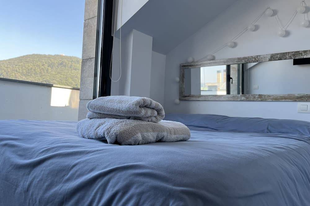 Entire apartment, Awesome duplex in Santoña in Santoña, Cantabrian Coast