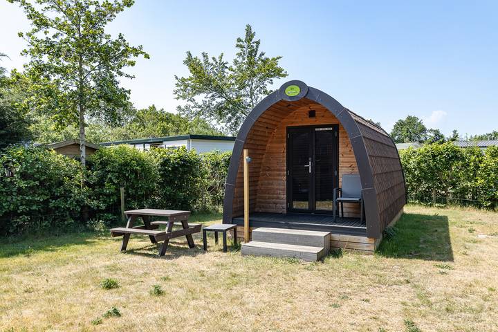 Glamping voor 2 personen, met balkon/terras en terras in Zeeland