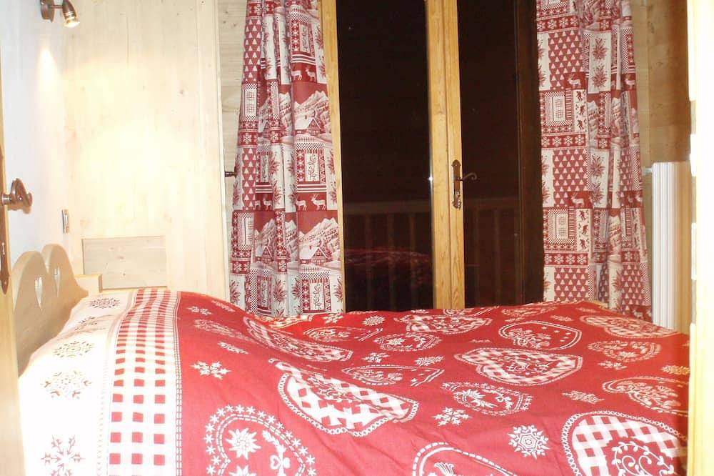 Chalet Individuel 8 Personnes - A 300 Metres Du Domaine Skiable Espace Diamant in Flumet, Région d'Albertville
