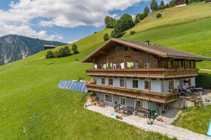 Bauernhof für 10 Personen, mit Garten und Balkon, mit Haustier