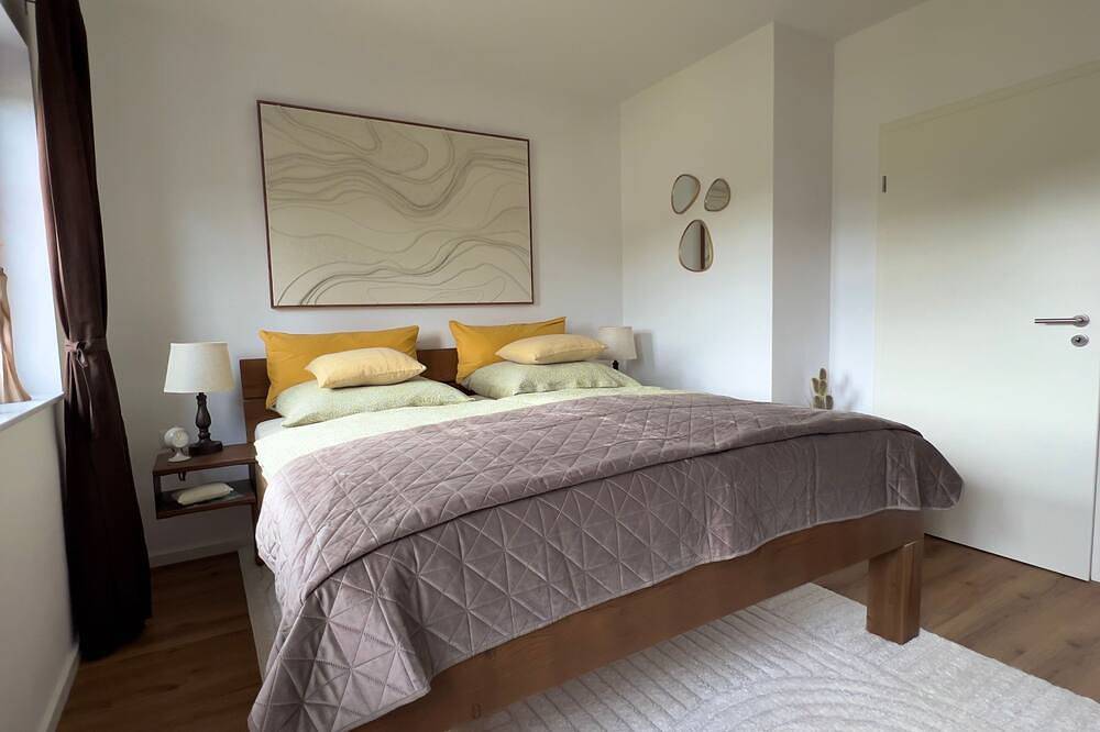 Apartamento entero, Vacation Rentals in Hattwich - \"Uferglück\" Vacation Rental in Hemfurth-Edersee, Edertal