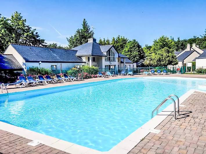 Location de vacances pour 4 personnes, avec terrasse et piscine dans Golf Saint-Laurent