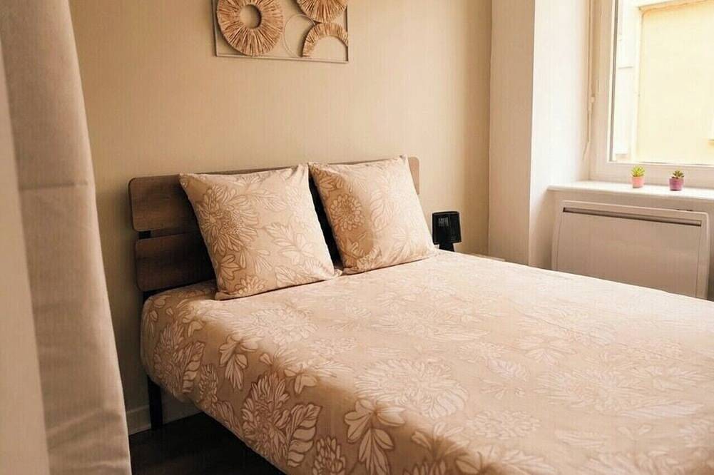 Apartamento entero, Elegant new apartment just a stone's throw from the market in Montbrison