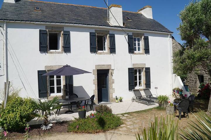 Location de vacances pour 8 personnes, avec Terrasse et Jardin dans Plage de Port Blanc-Kerroch