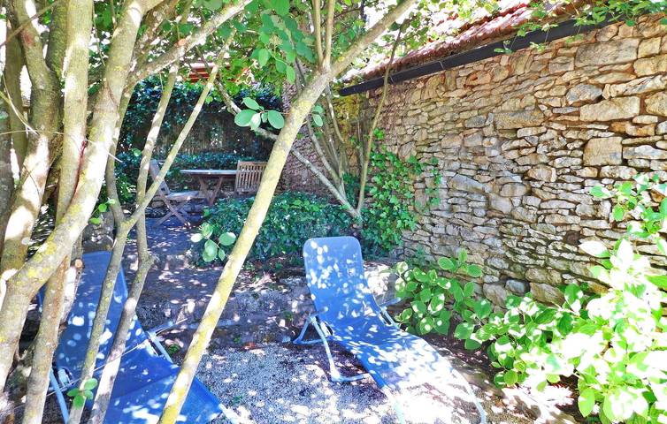Location de vacances pour 2 personnes, avec terrasse à Castels - 4