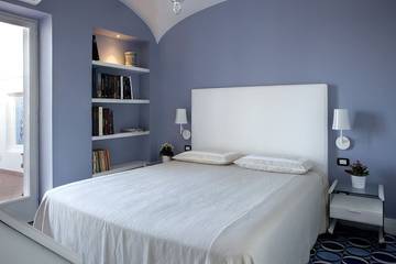 Villa for 4 Guests in Capri, Tyrrhenian Coast Campania, Picture 2