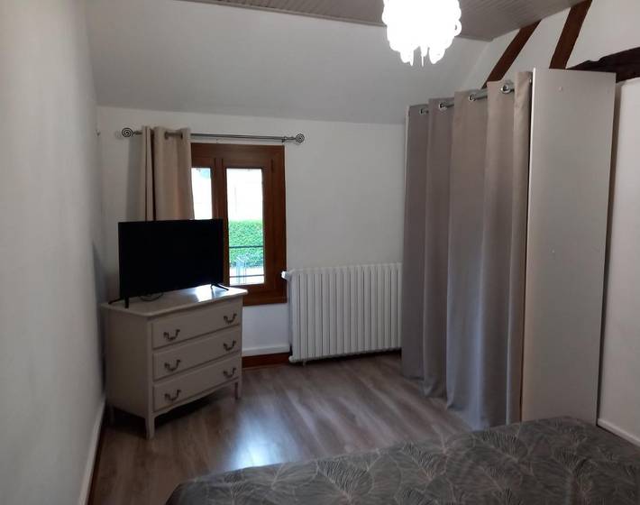Location de vacances pour 5 personnes, avec Jacuzzi ainsi que Terrasse et Vue à Blicourt - 4