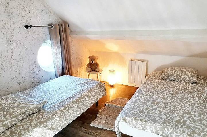 Location de vacances pour 4 personnes, avec jardin à Sainte-Geneviève-lès-Gasny - 2